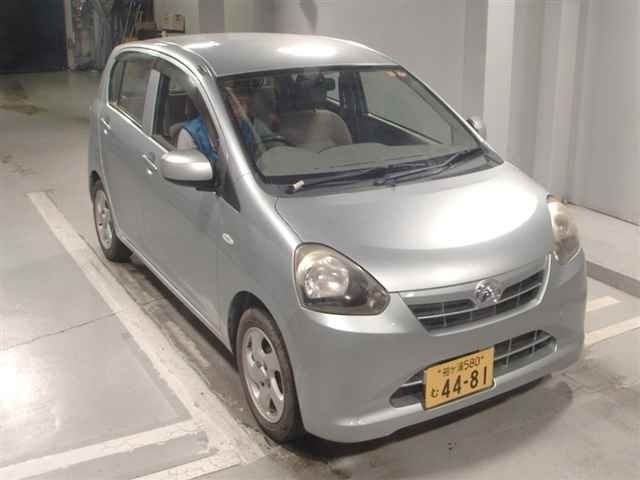 3062 DAIHATSU MIRA E S LA300S 2012 г. (JU Tokyo)